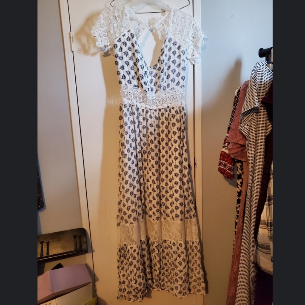 Joyfolie Mia Joy Large gorgeous full lacy dress